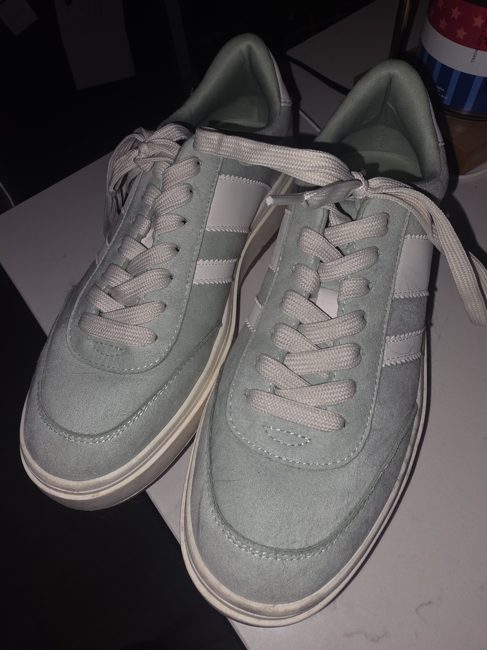 Womens Sneakers in Light Mint - Classic Lace-Up